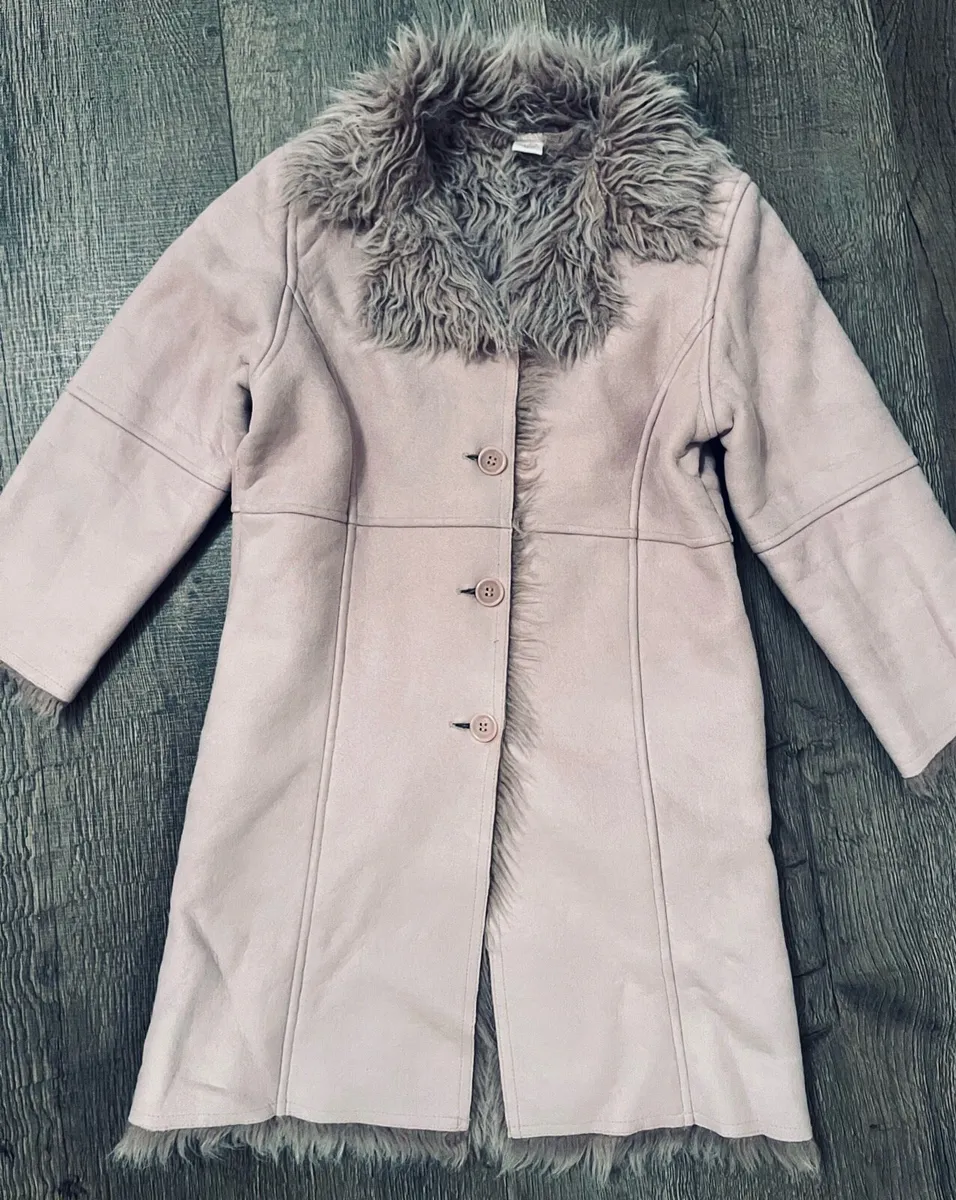 Coats for sale - Image 3