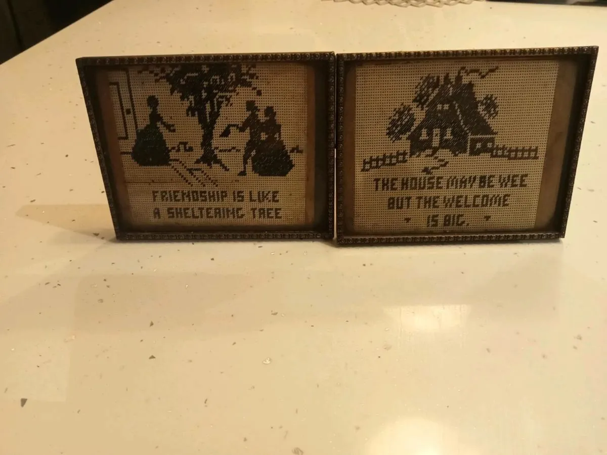 Two old cross stitch pictures - Image 1