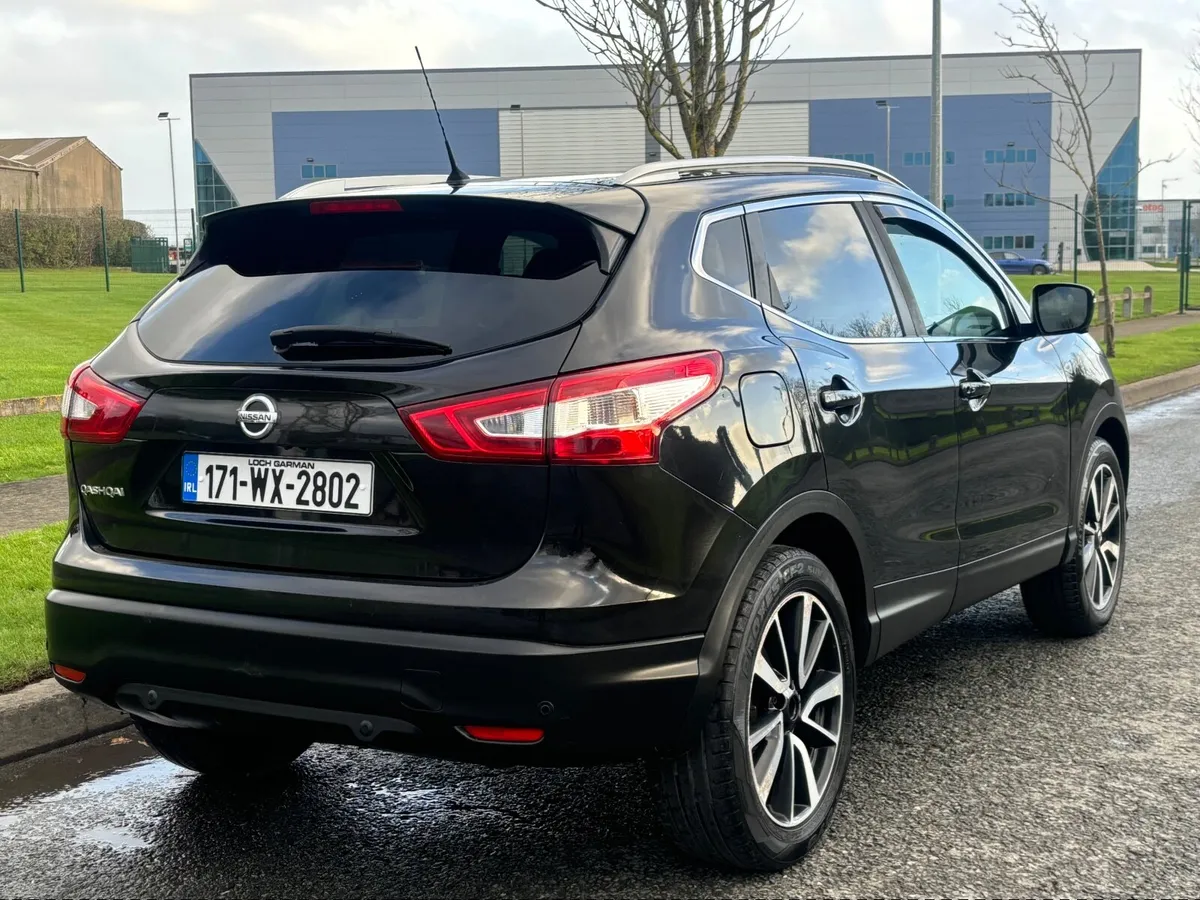 Nissan Qashqai 1.5 DCI PREMIUM 2017 *NCT 12/27* - Image 2