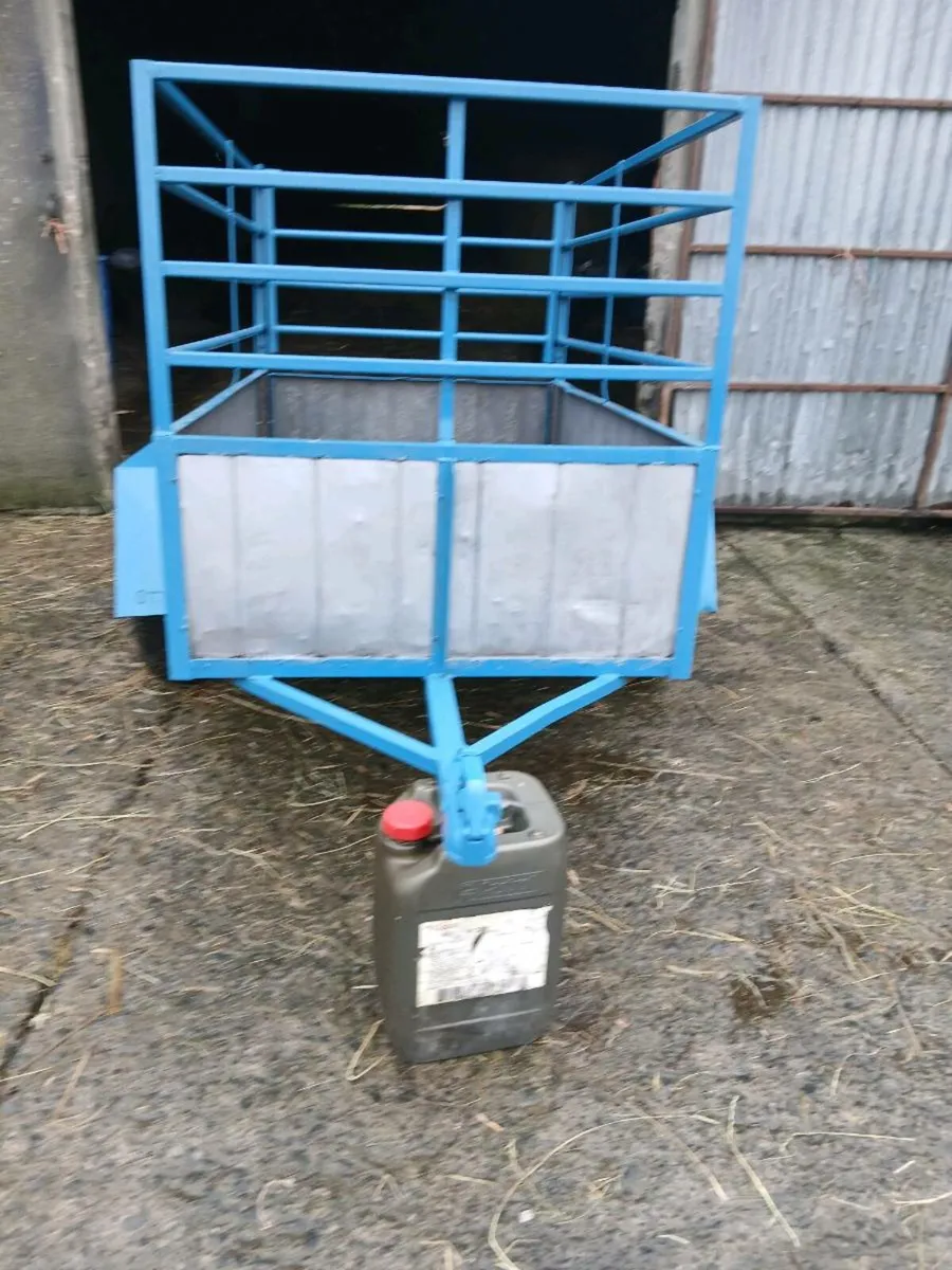 For sale  sheep  trailer - Image 1