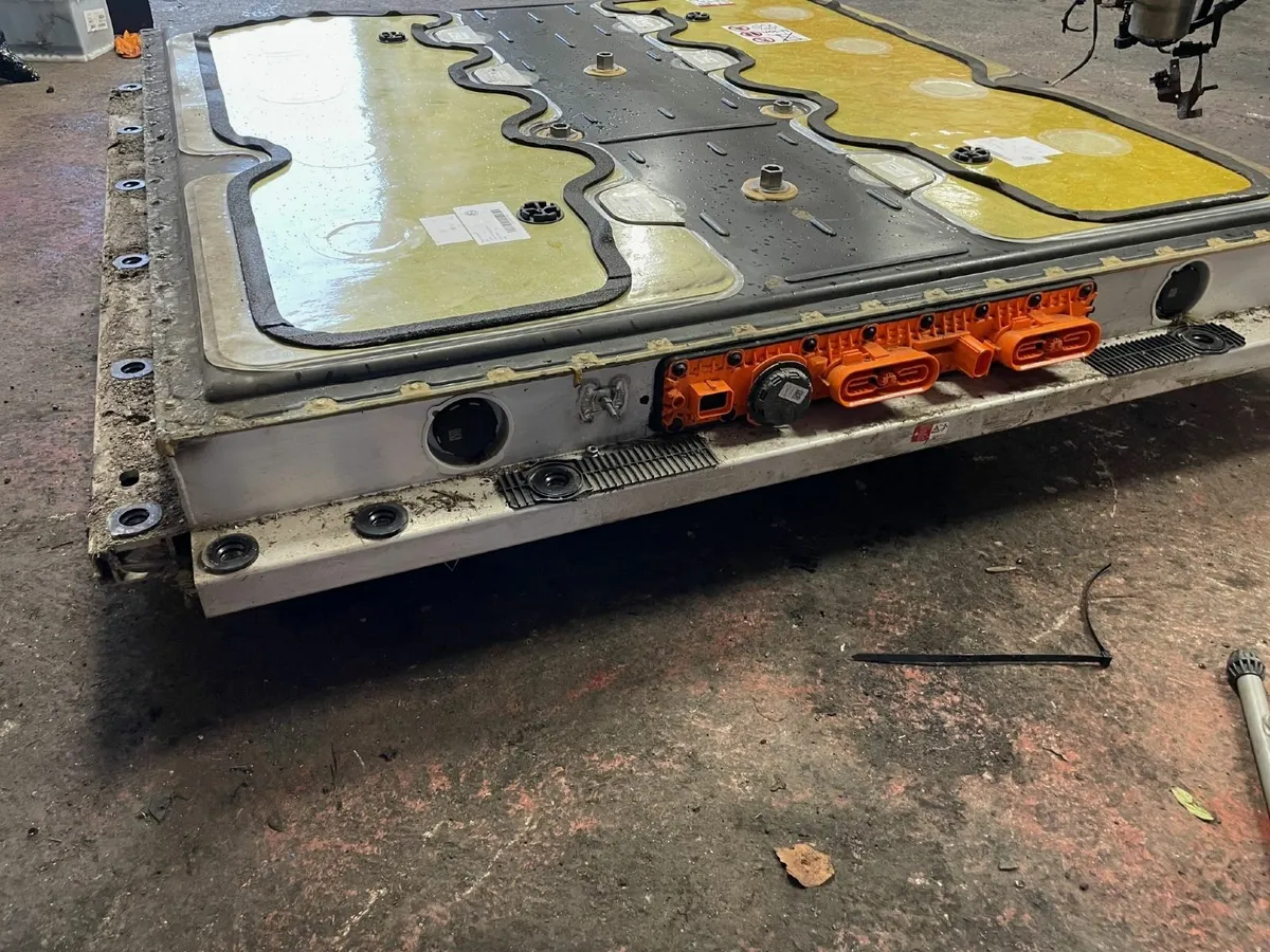 2024 VW ID3 Pro Hi Voltage Battery Pack 58 Kwh - Image 1