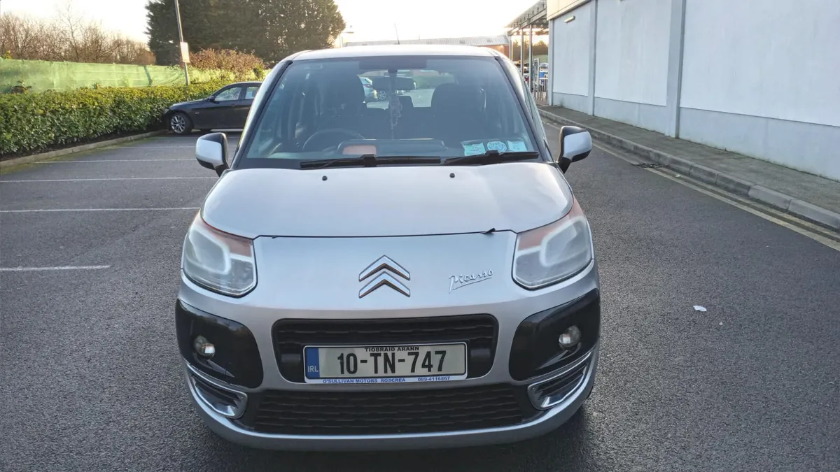 CITROEN C3 PICASSO / 2010 / 1.6 DIESEL / MANUAL - Image 2