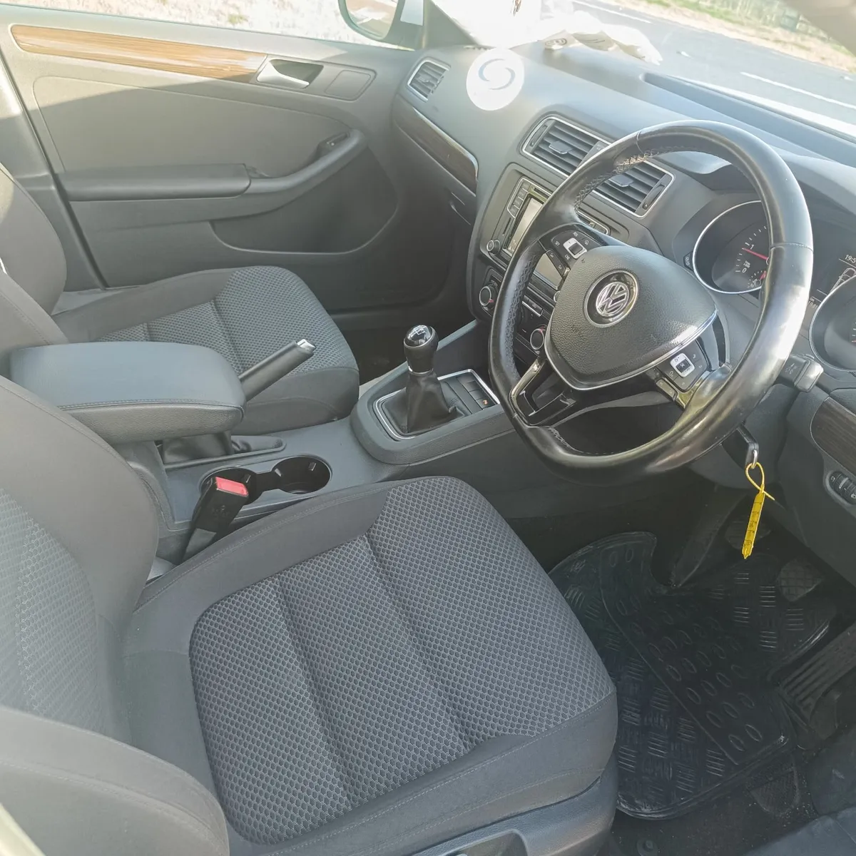 Volkswagen Jetta 2017 2.0tdi NCT 03/27 - Image 4