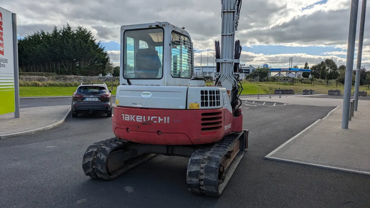 Takeuchi TB180FR 8.5 Ton digger - Image 4