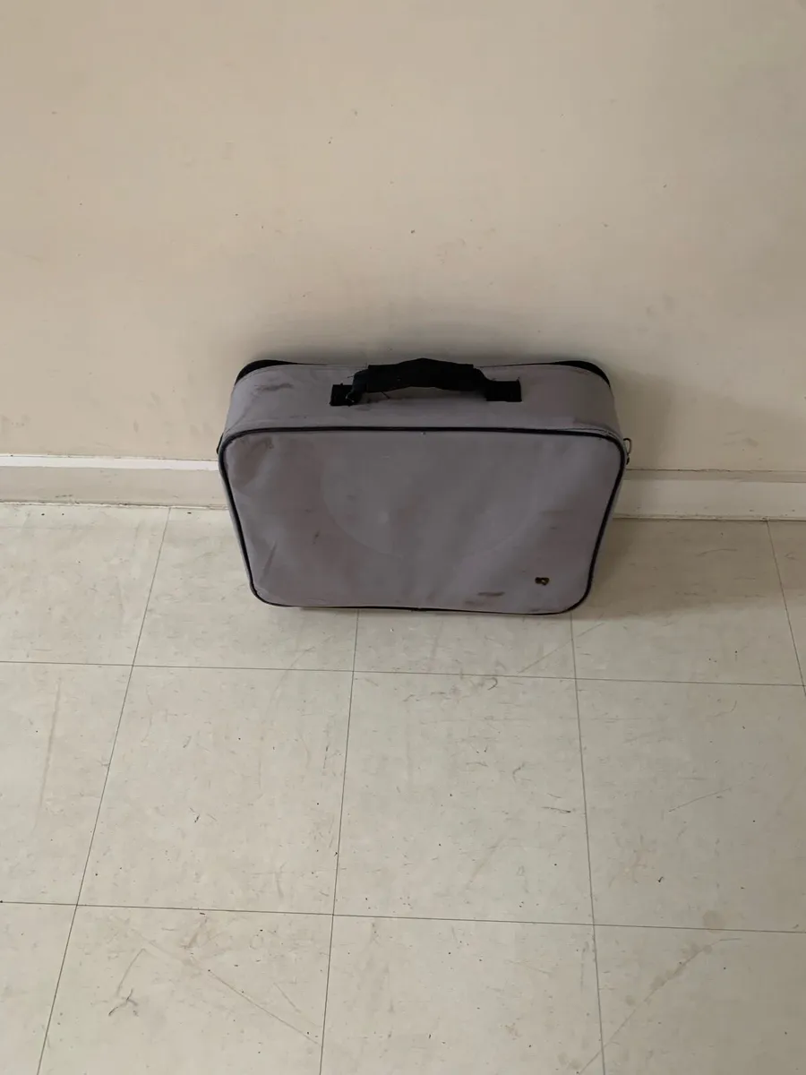 Brochure Display stand - Image 1