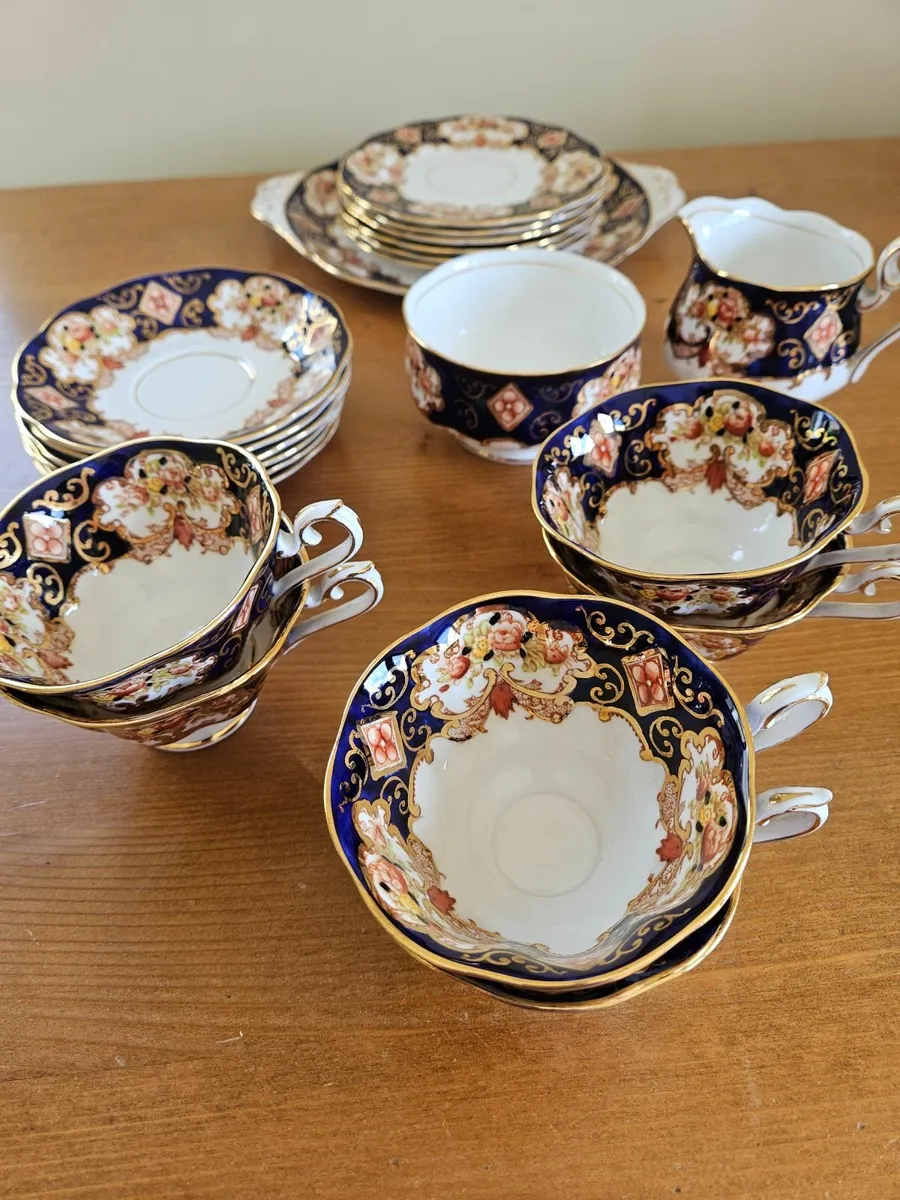 Royal Albert China Tea Set - Image 1