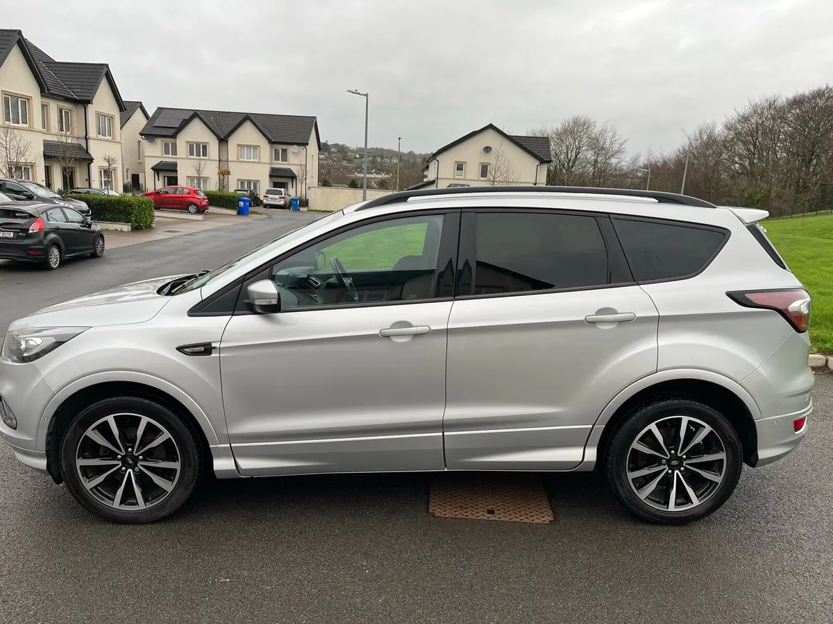 2019 Ford Kuga - Image 4