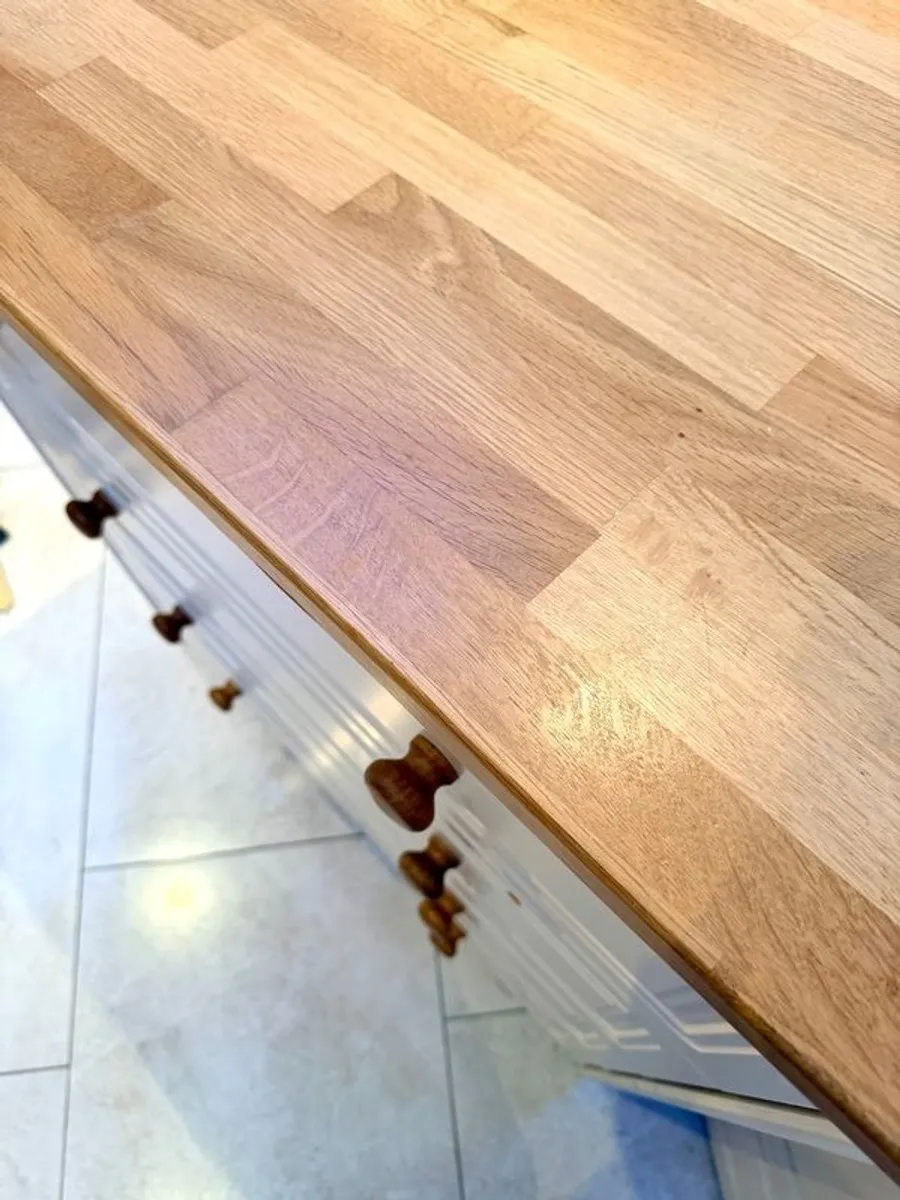 Cream Wardrobe and Chest of drawers in excellent condition - Image 3