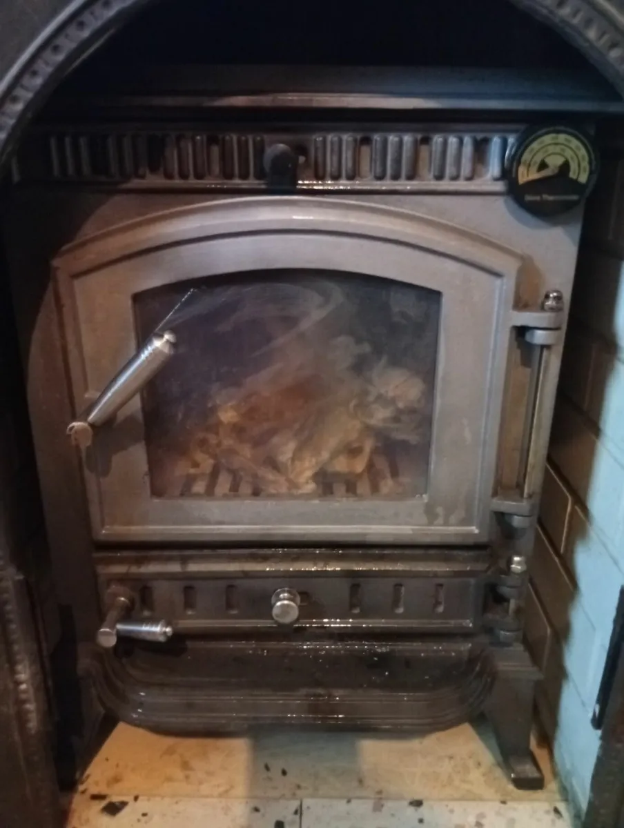 MultiFuel Henley 8kw Cast Iron fireplace full set - Image 3