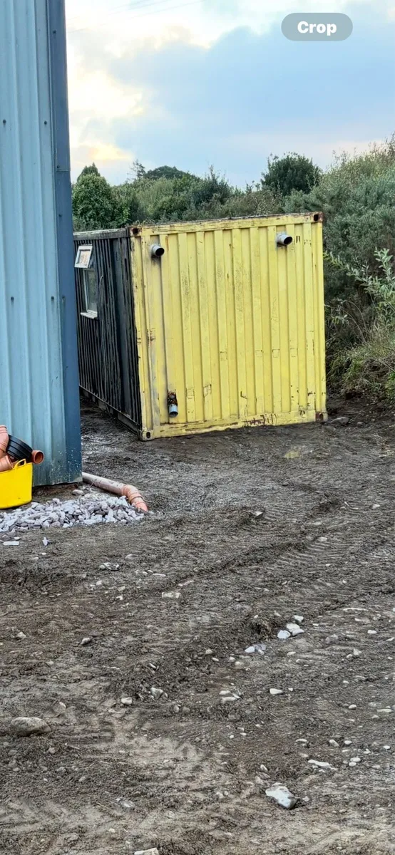 Toilet Block Porta Loos - Image 3