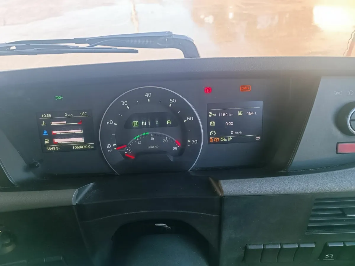 Volvo FH4 2015 - Image 3