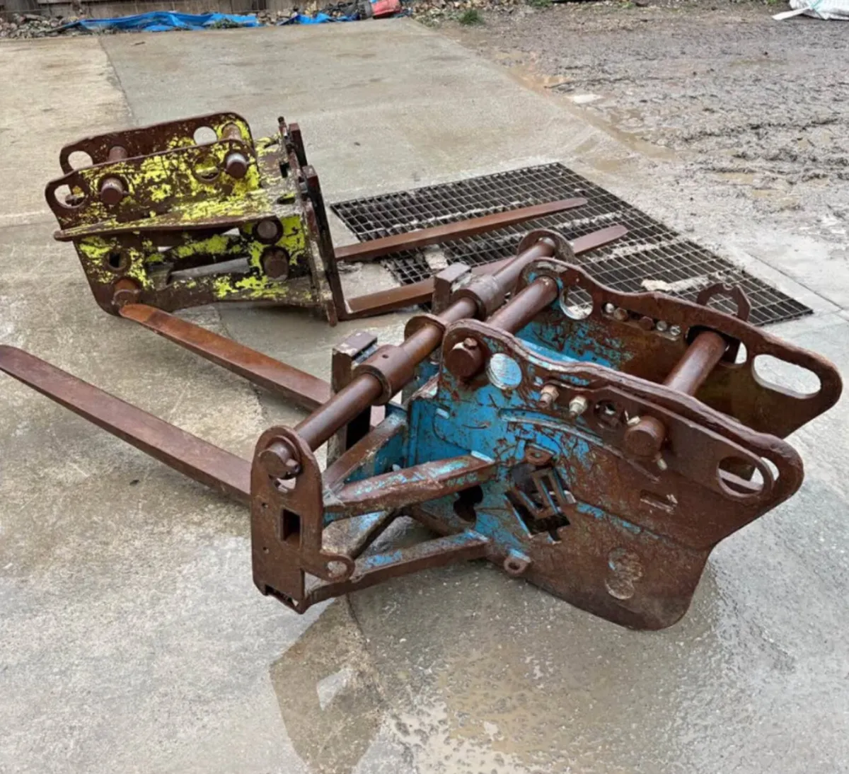 13t excavator pallet forks - Image 1