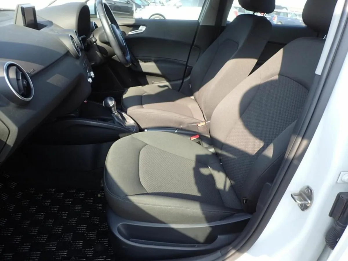 Audi A1 Sportback - Image 2