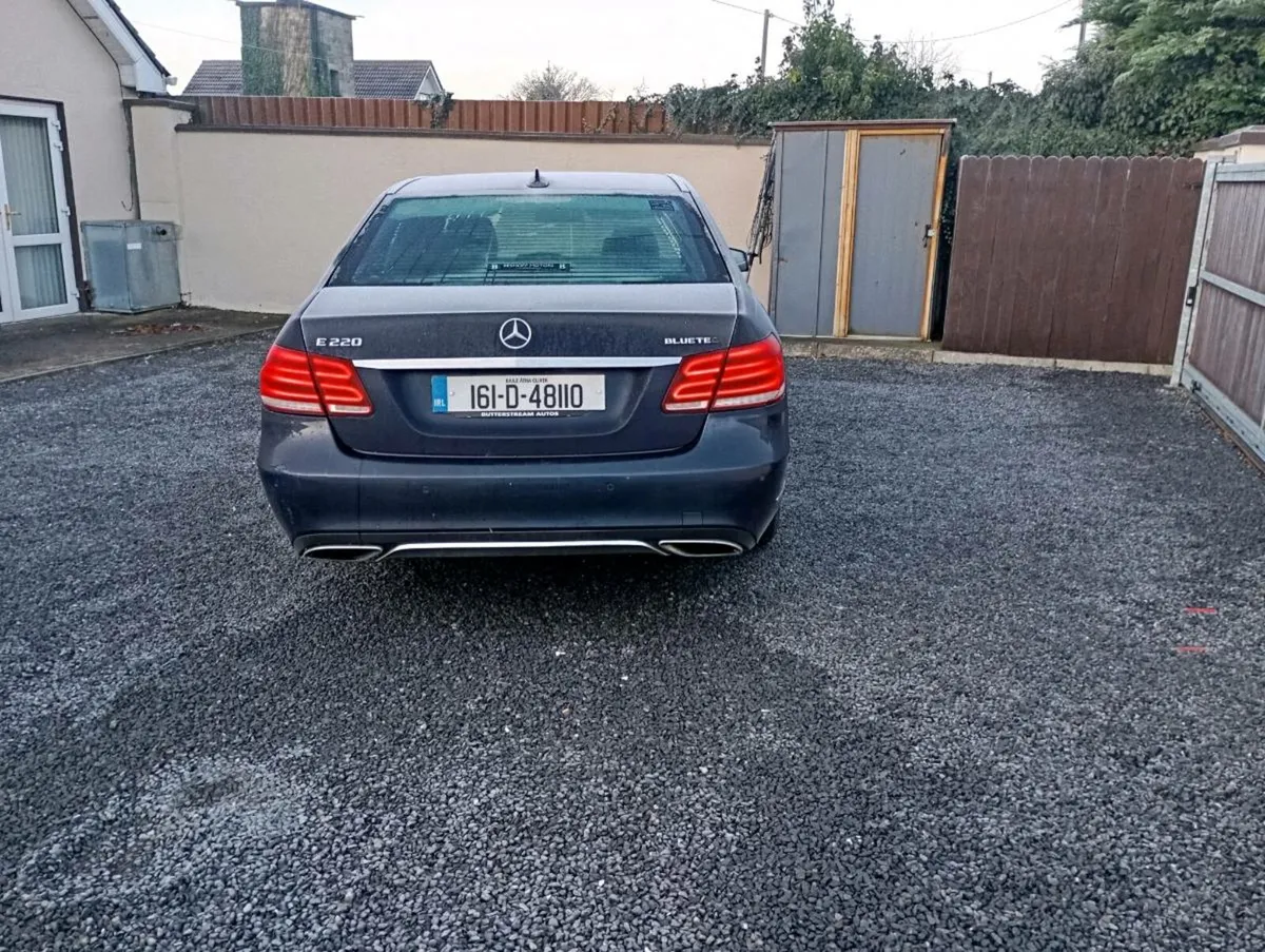 Mercedes e 220 161 read ad - Image 4