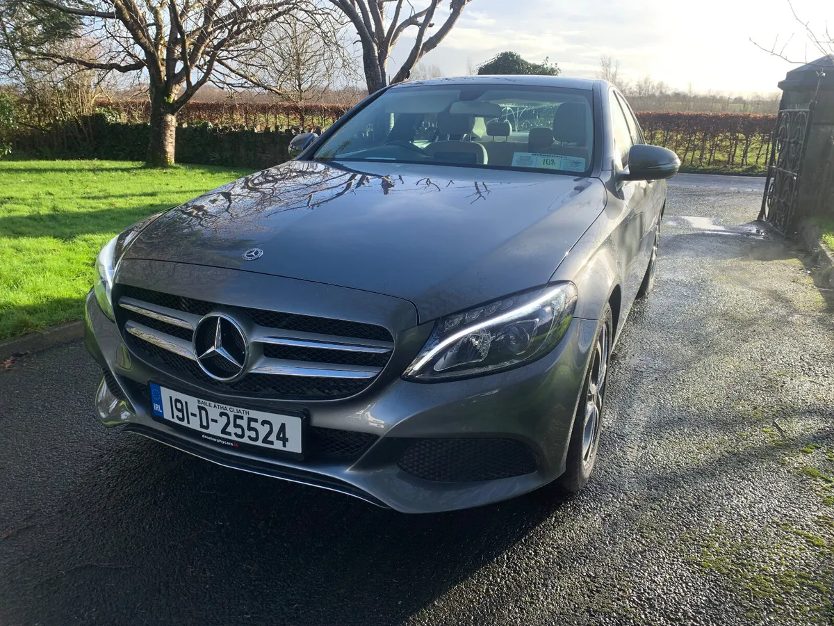 Mercedes-Benz C-Class 2019 - Image 3