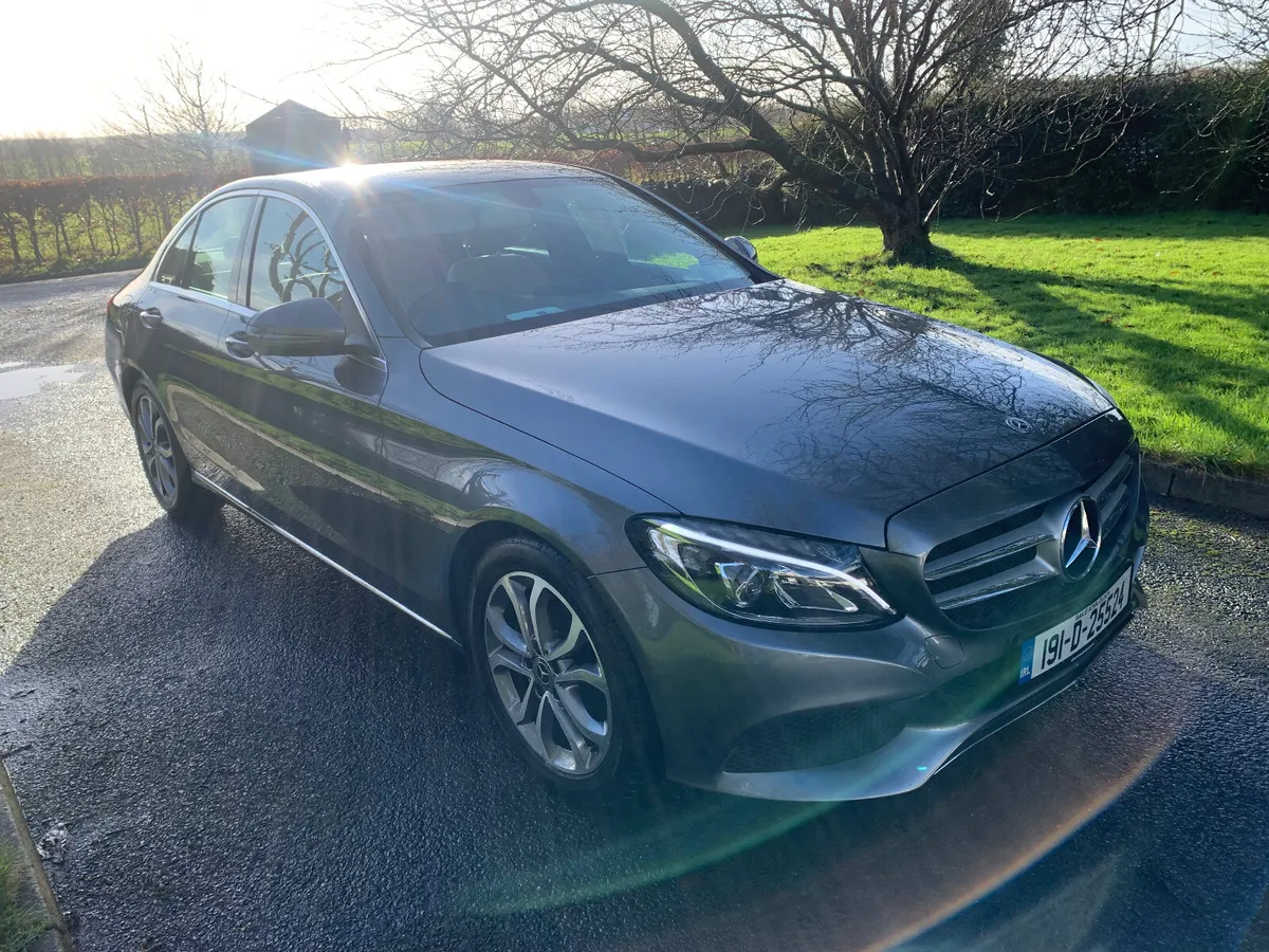 Mercedes-Benz C-Class 2019 - Image 2