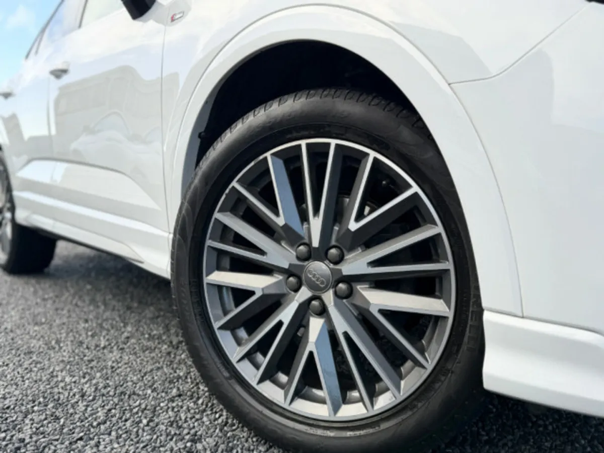 Audi Q3 SPORTBACK TDI S LINE - Image 3