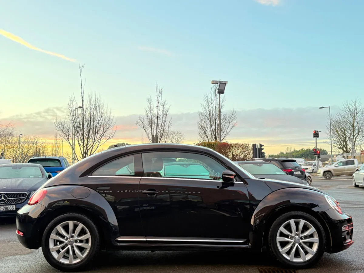 Volkswagen Beetle 1.2TSI AUTO *LOW KMS* - Image 4