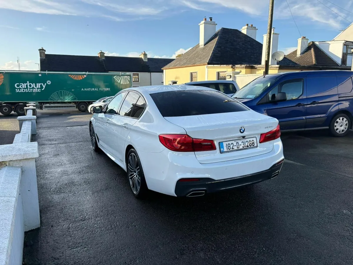 BMW 5-Series 2018 - Image 3