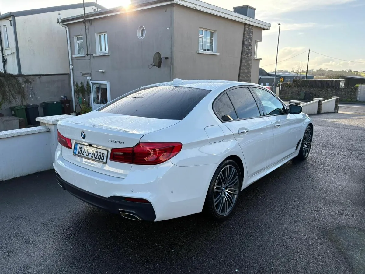 BMW 5-Series 2018 - Image 4