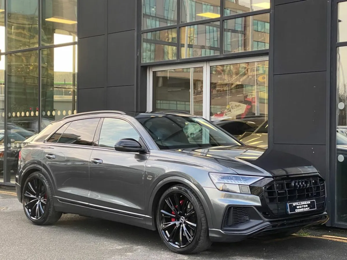Audi Q8 60 TFSi-e S-Line Black Edition Auto PHEV - Image 3