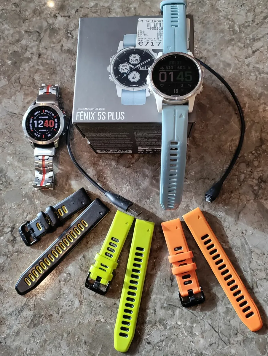 Garmin 5s Plus smartwatch - Image 1