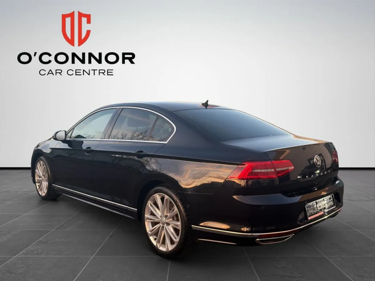 Volkswagen Passat R Line 2.0TSI 220bhp Auto - Image 2