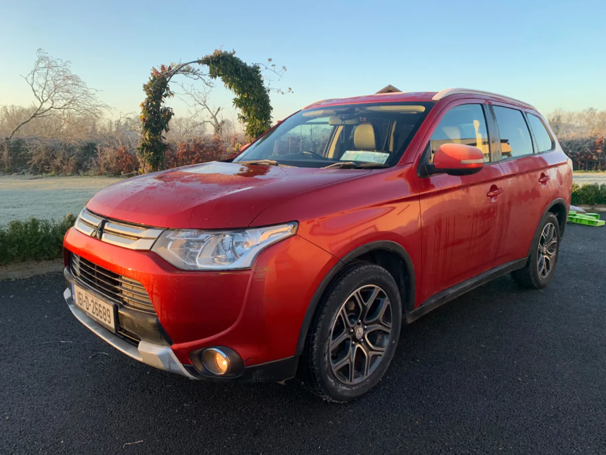 Mitsubishi Outlander 2016 4WD Auto Diesel 7 Seater - Image 1