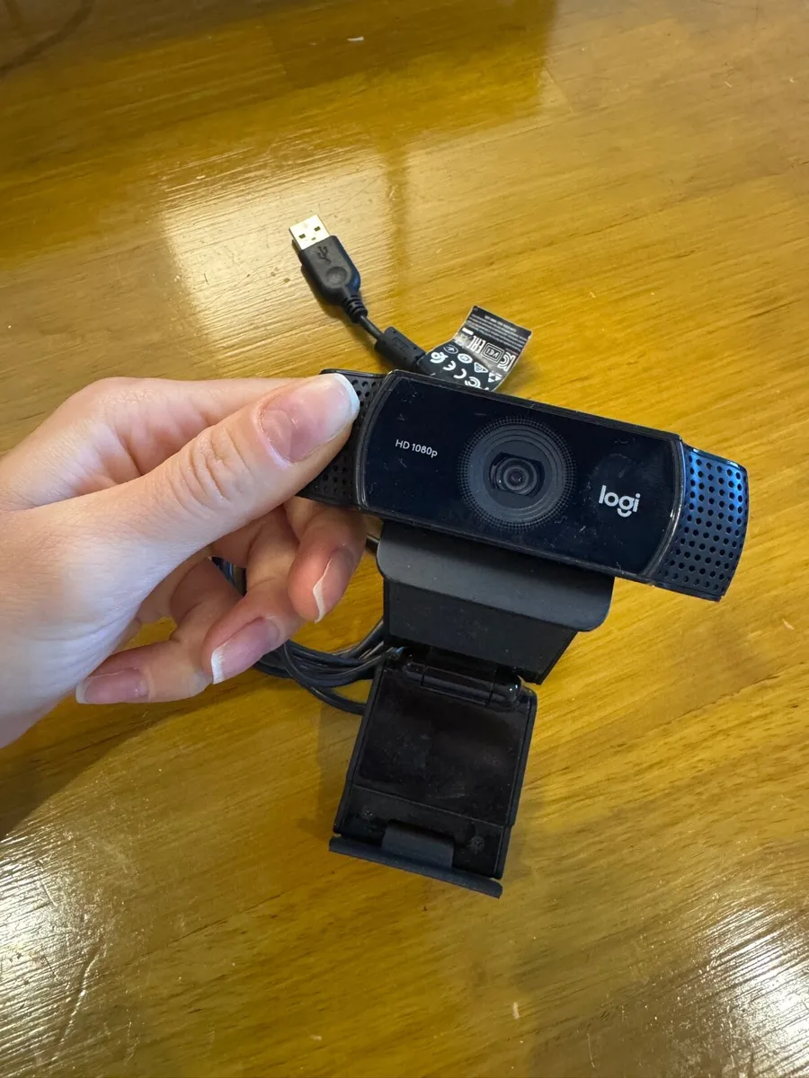 Webcam - HD quality by Logitech - Image 2