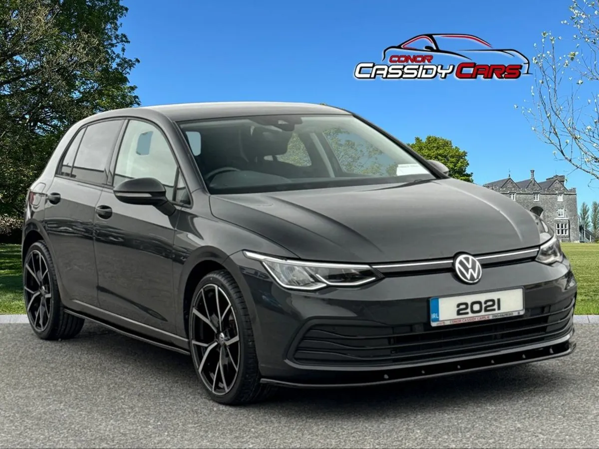 Volkswagen Golf LIFE TDI DSG *AUTO* - Image 1
