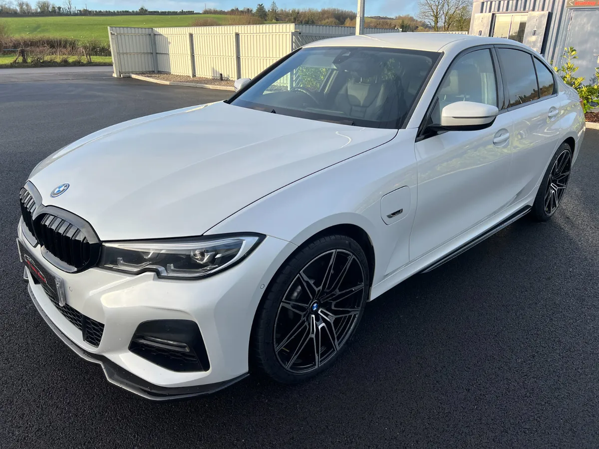 2022 BMW 330E M Sport 2.0 Auto - Image 4