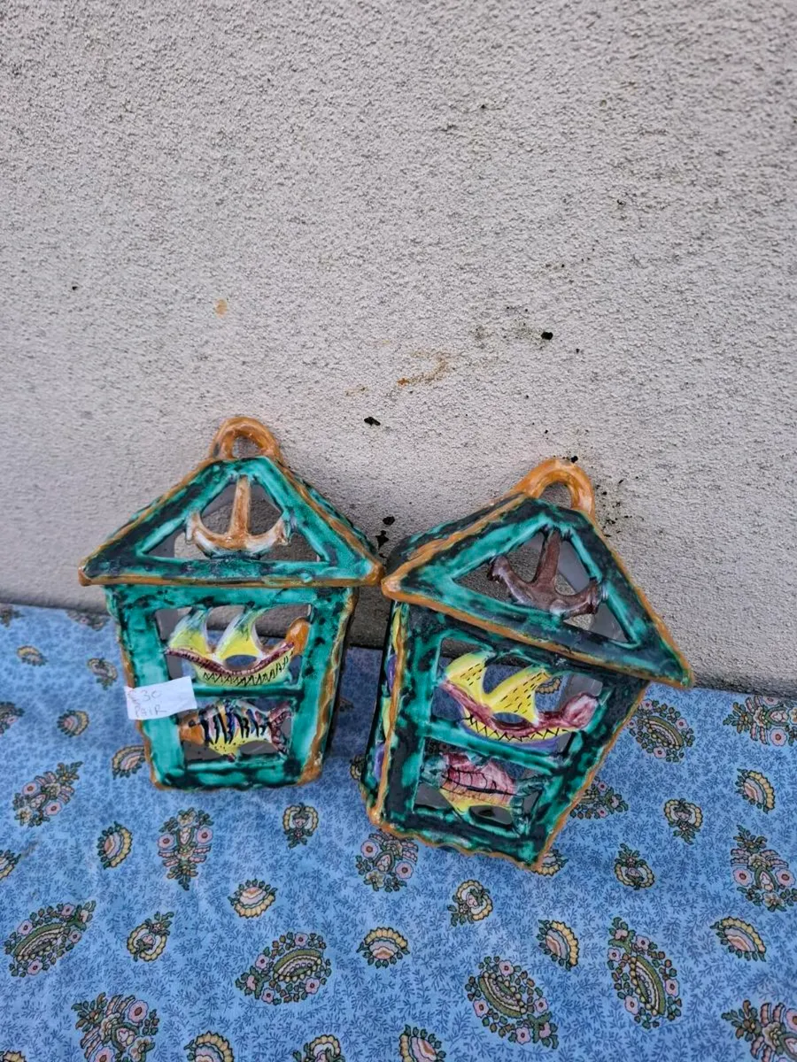 Ceramic lamp cover possible to post