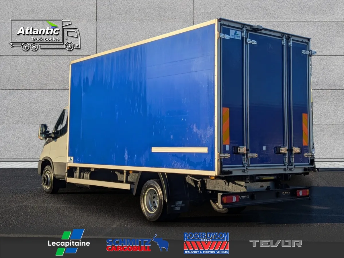 New IVECO Fridge Van - Image 2