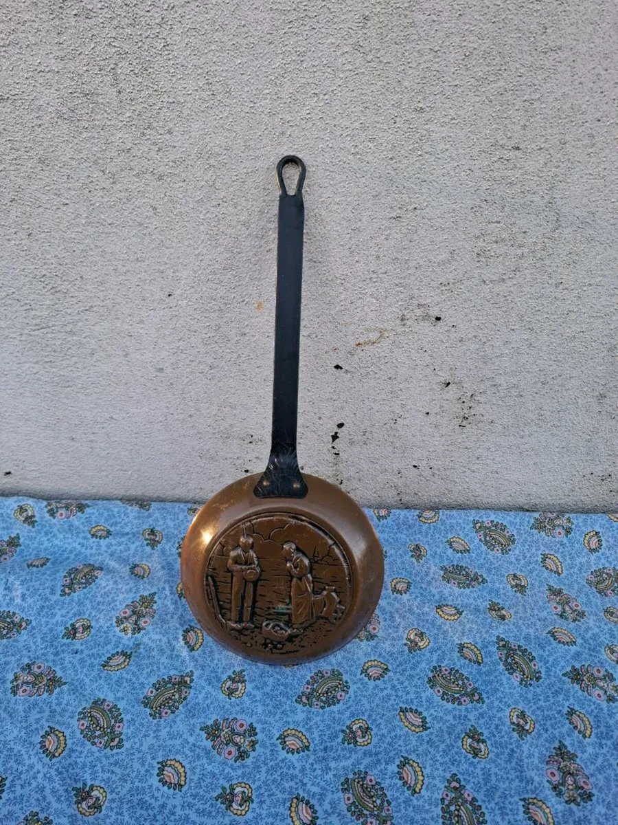 Decorative copper pan postage possible - Image 1