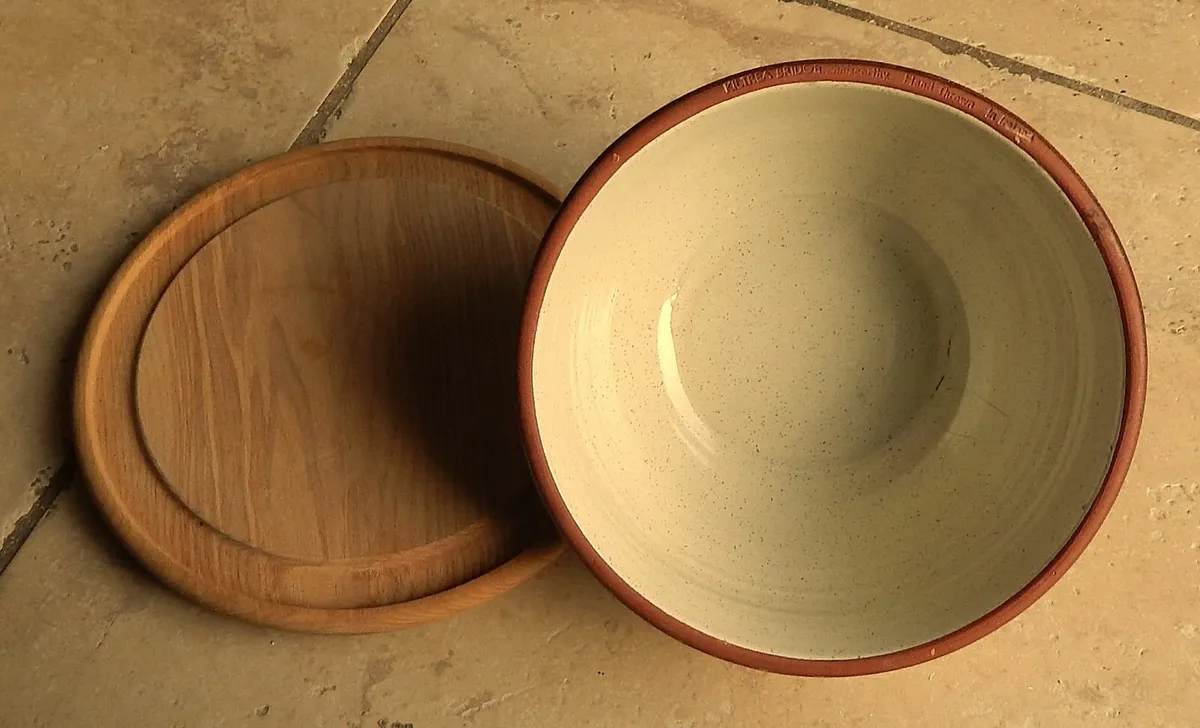 Large Cheese Dome by Kiltrea Pottery Enniscorthy - Image 3