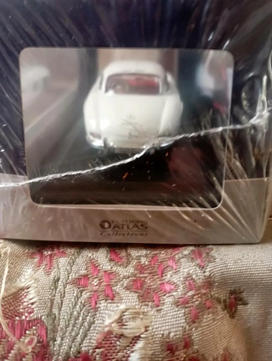 VINTAGE 1954 MERCEDES BENZ 300 SL COUPE SLIVER - Image 4