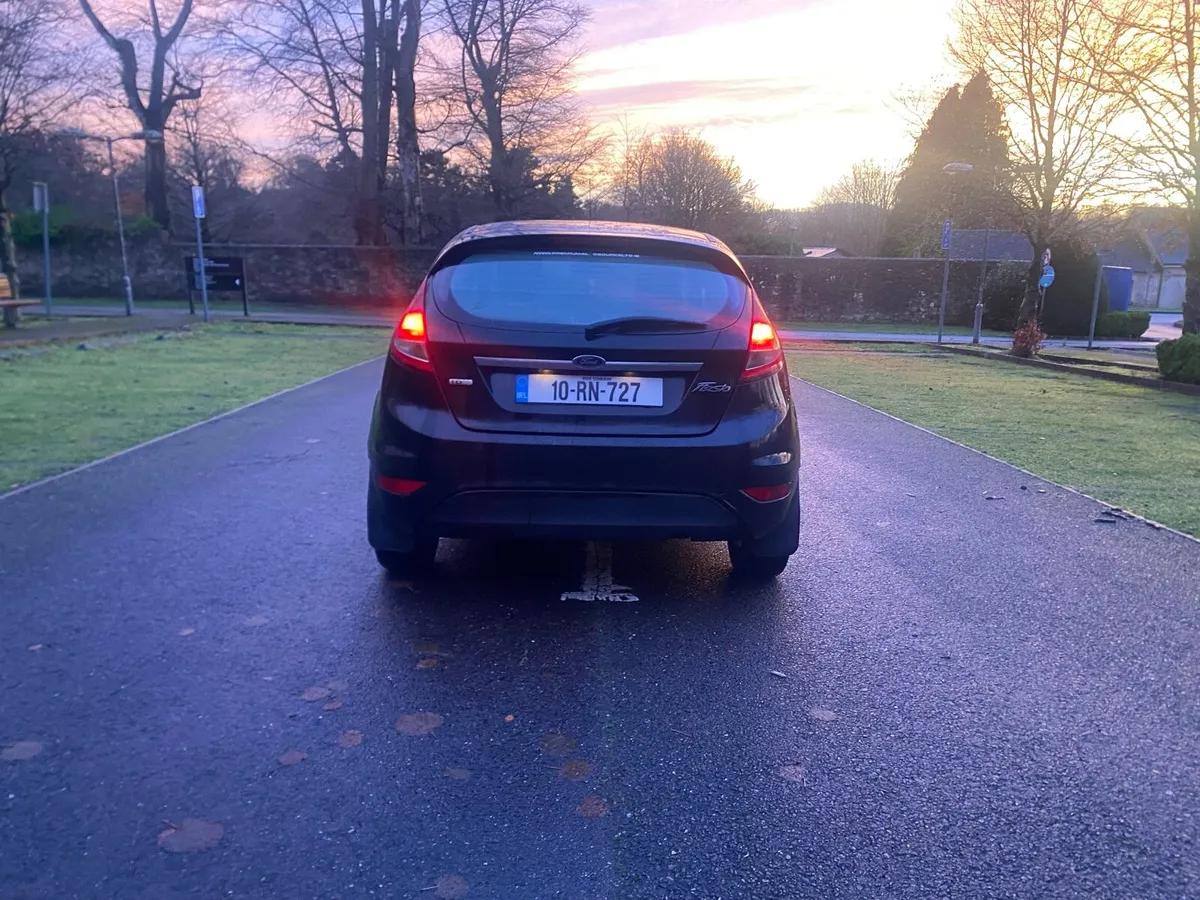 Ford Fiesta 1.4 tdci Taxed, Tested, Fully Serviced - Image 4