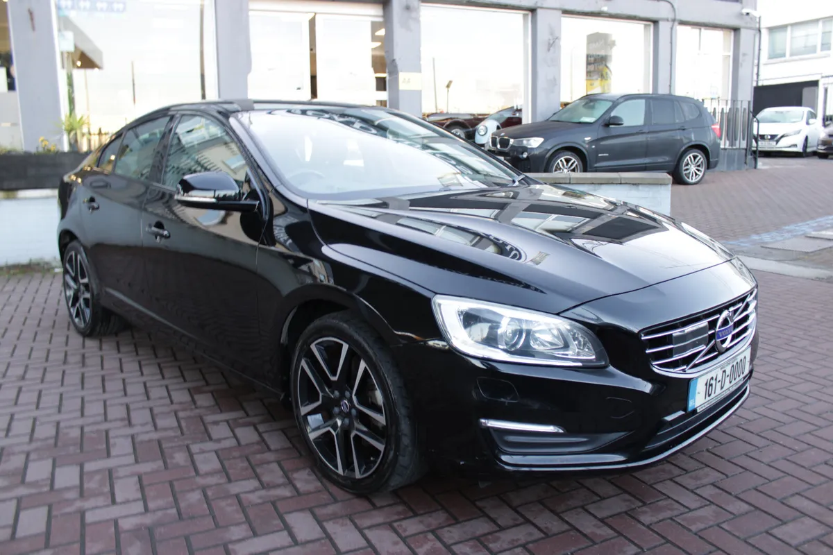 2.0D4 SE LUXURY PLUS  AUTOMATIC // IMMACULATE COND - Image 2