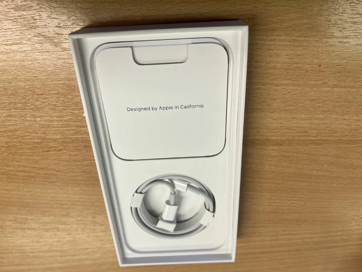 iPhone 14 Pro Max  128GB Gold - Image 2