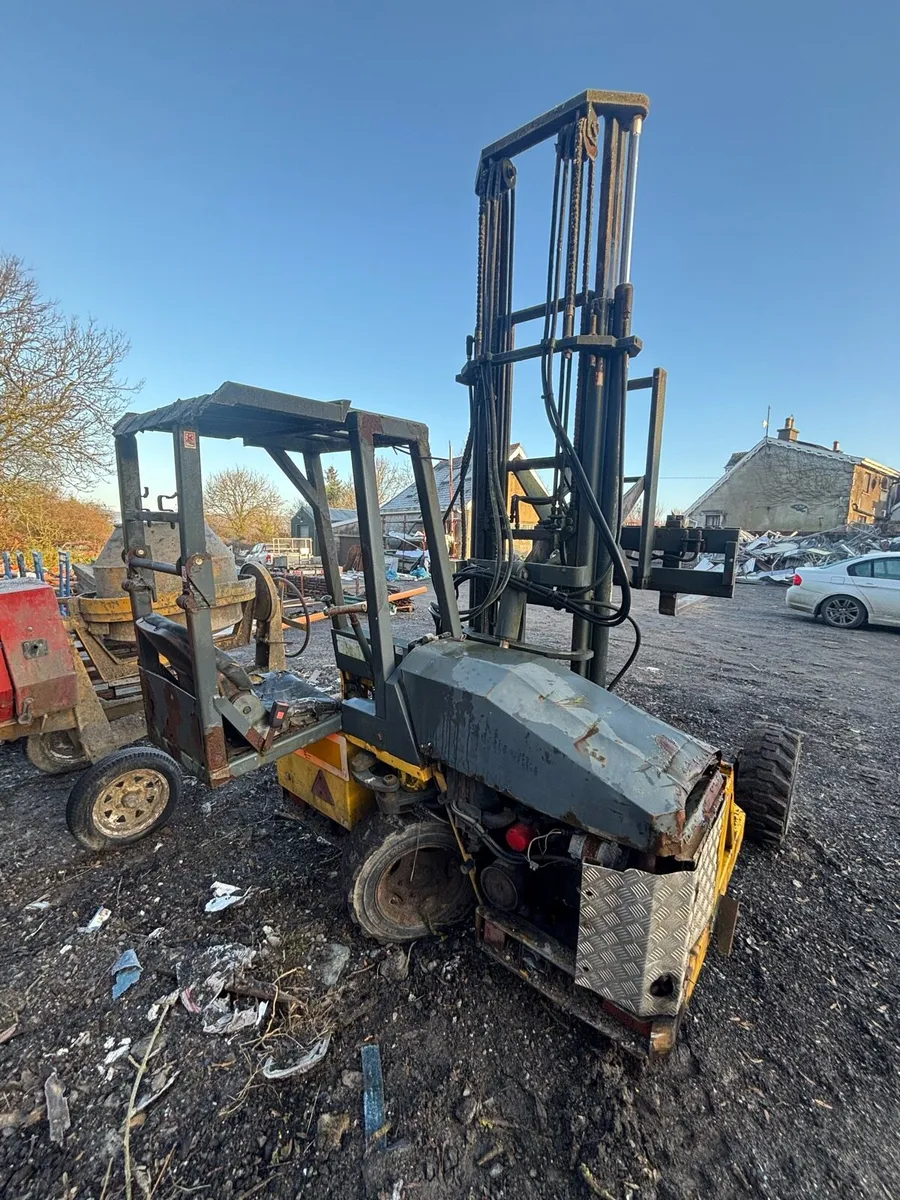 Kubota Moffett Style Forklift - Image 3