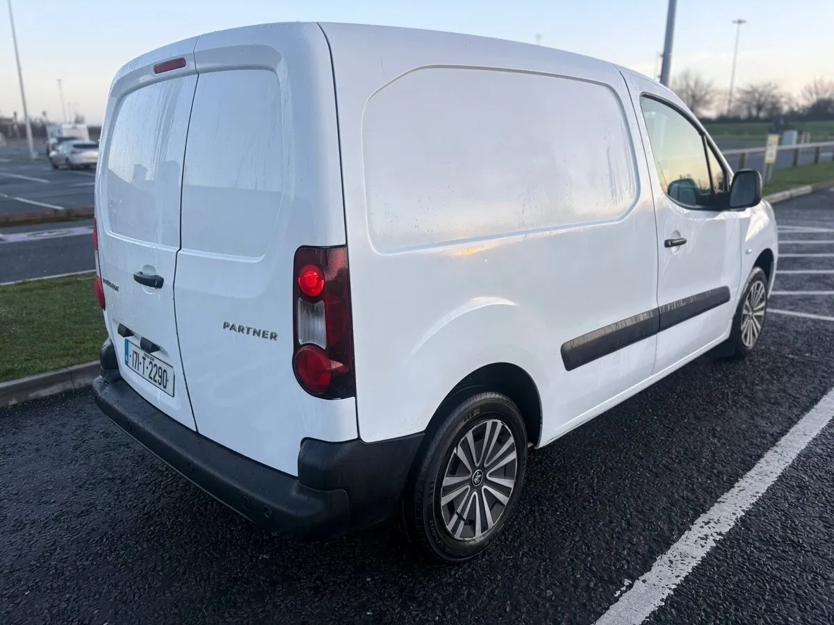 2017 Peugeot Partner (DOE&TAX”D) - Image 4