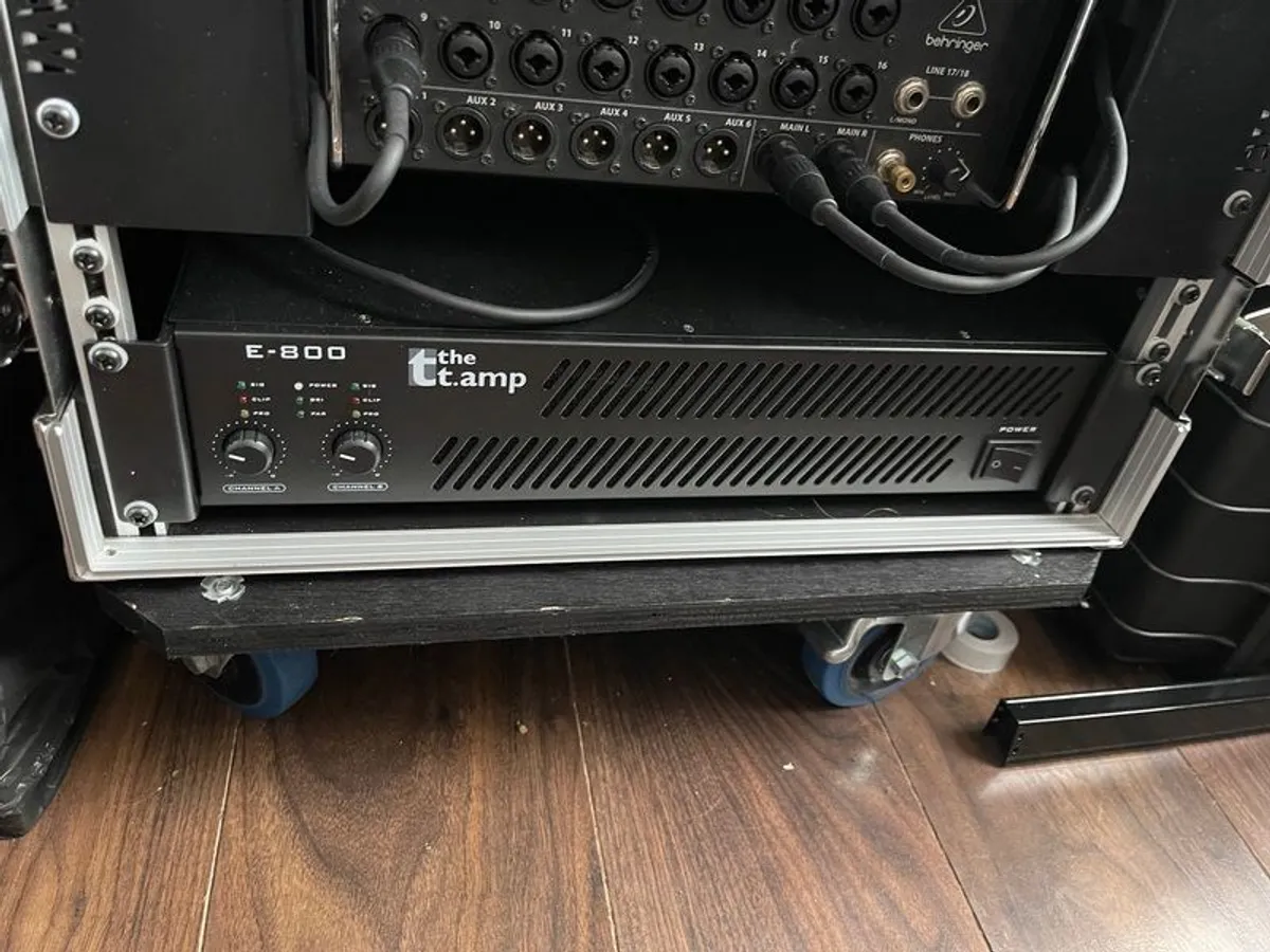 PA thomann box 502 x2 & flight case 12u (Will sell separately) - Image 4