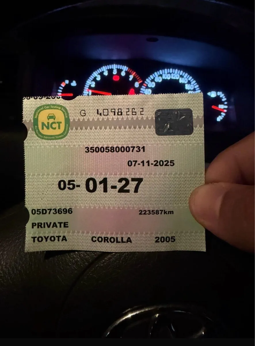 Toyota Corolla 2005 Model Manual - Image 3