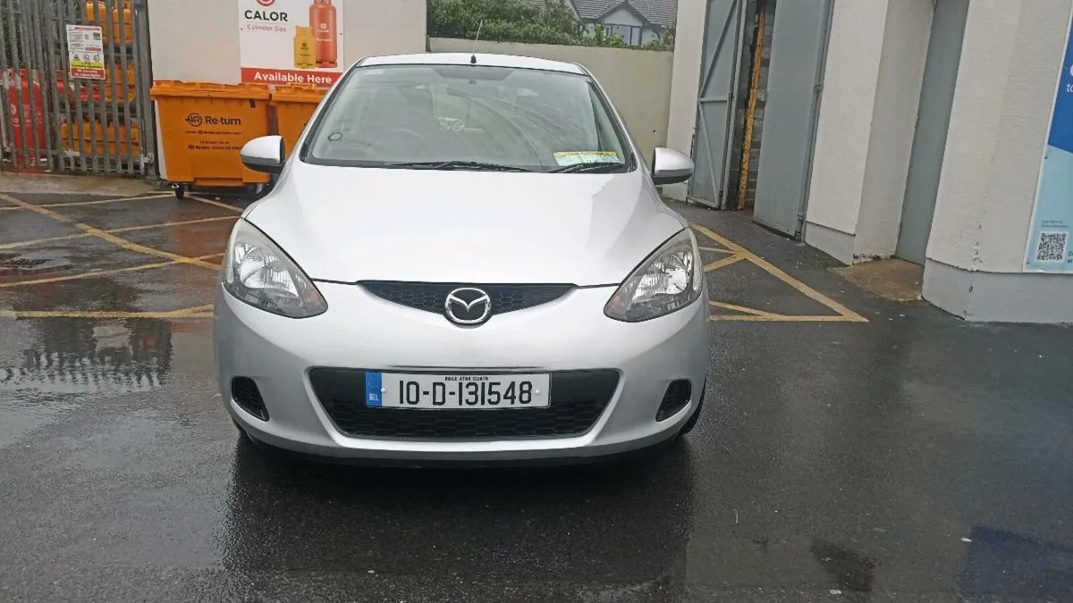 AUTOMATIC Mazda 2 Demio Low mileage - Image 3