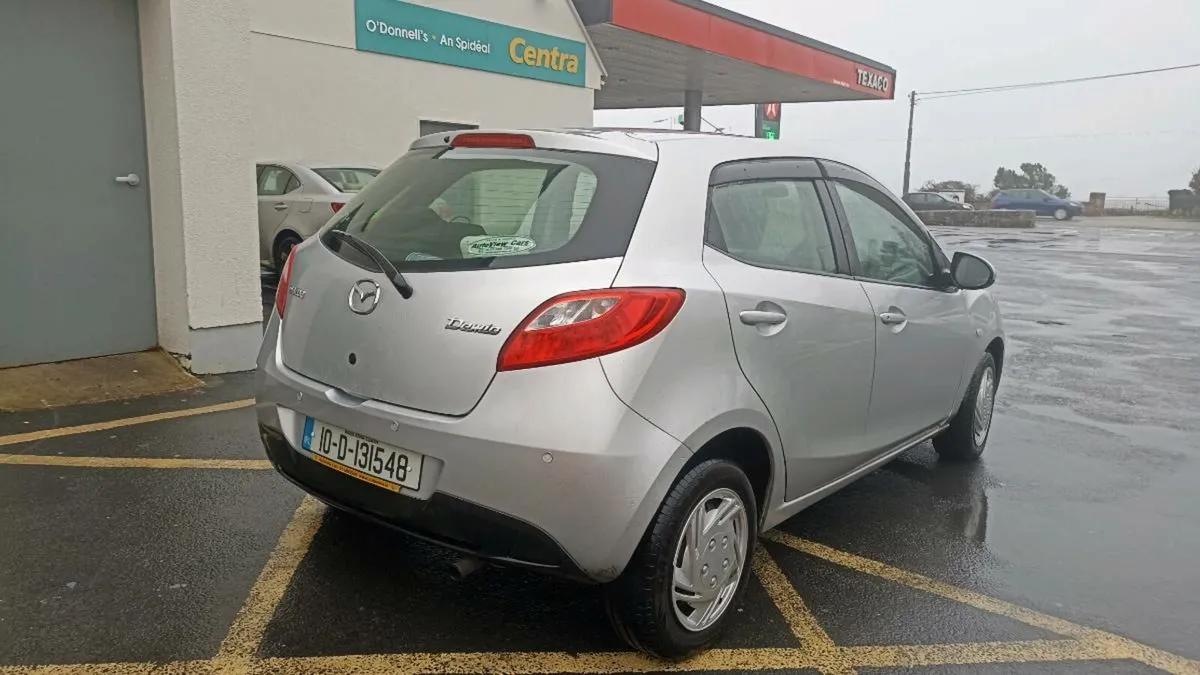 AUTOMATIC Mazda 2 Demio Low mileage - Image 4