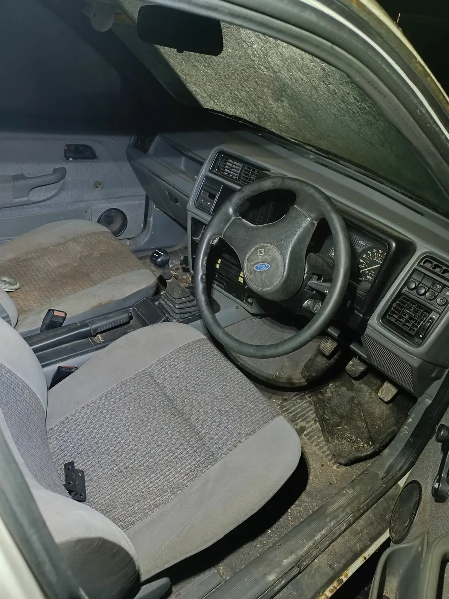Ford sierra - Image 2