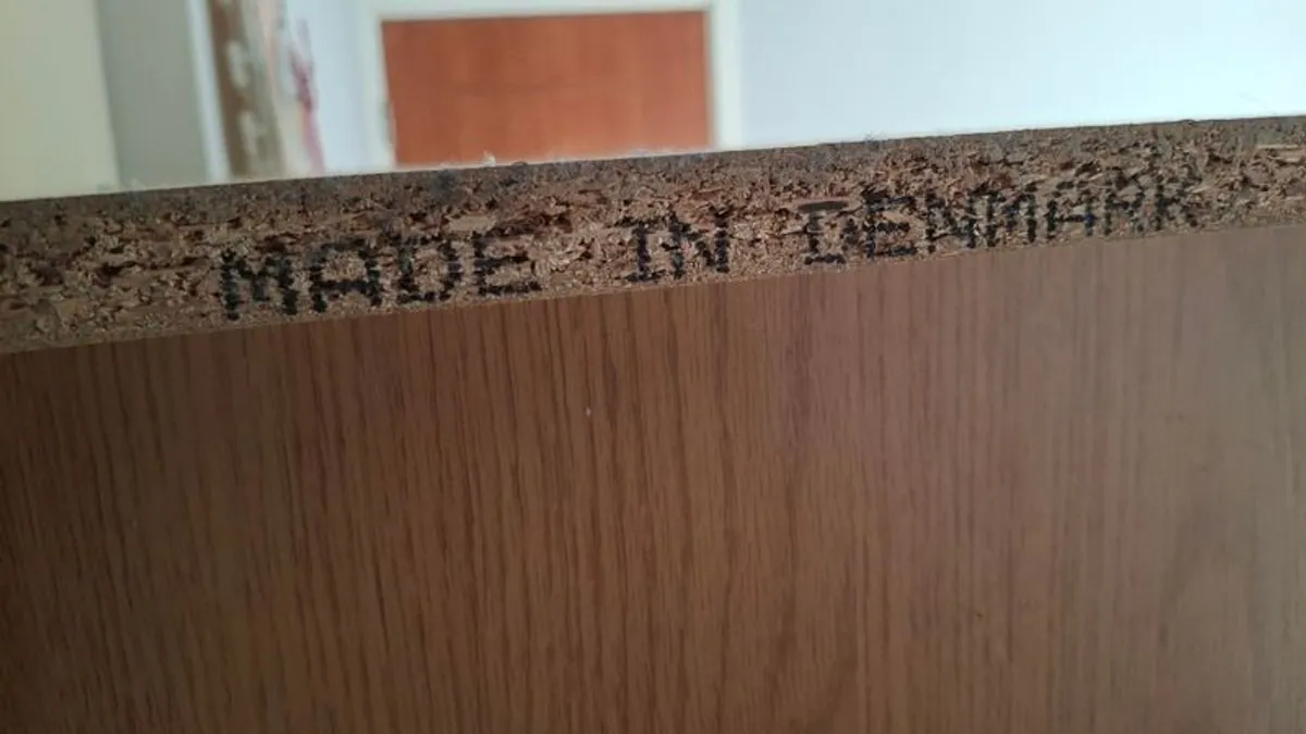 TV cabinet unit - light oak veneer - Image 3