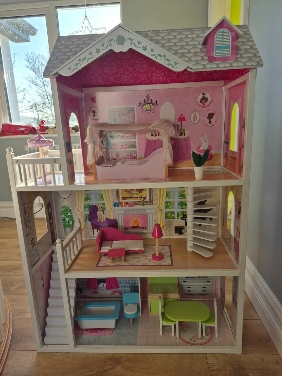 Dolls House