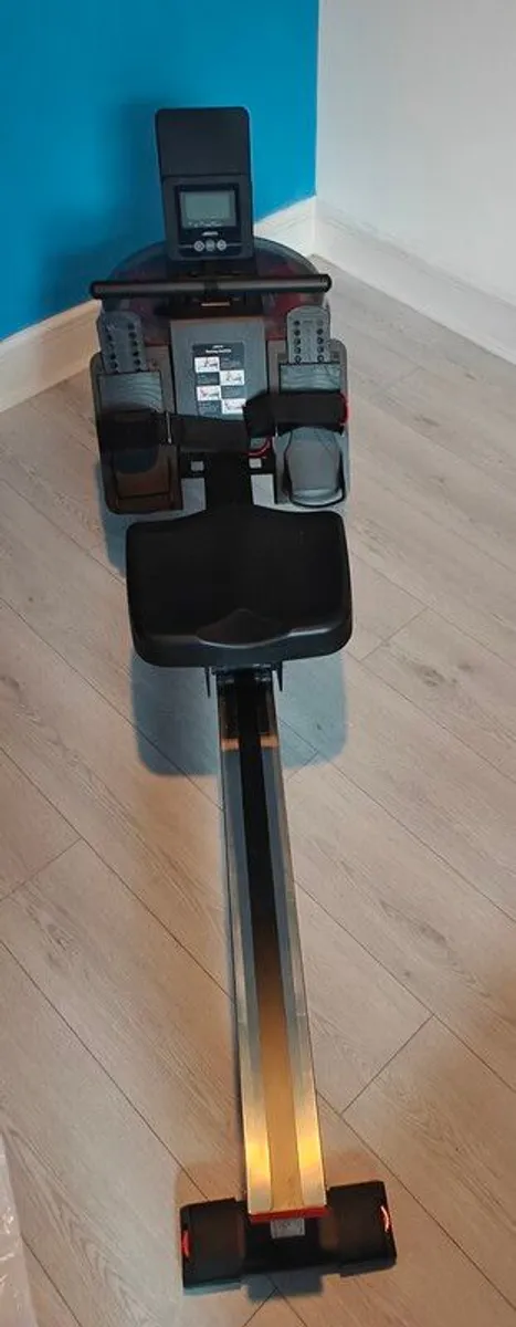 Rowing machine for sale - Image 3