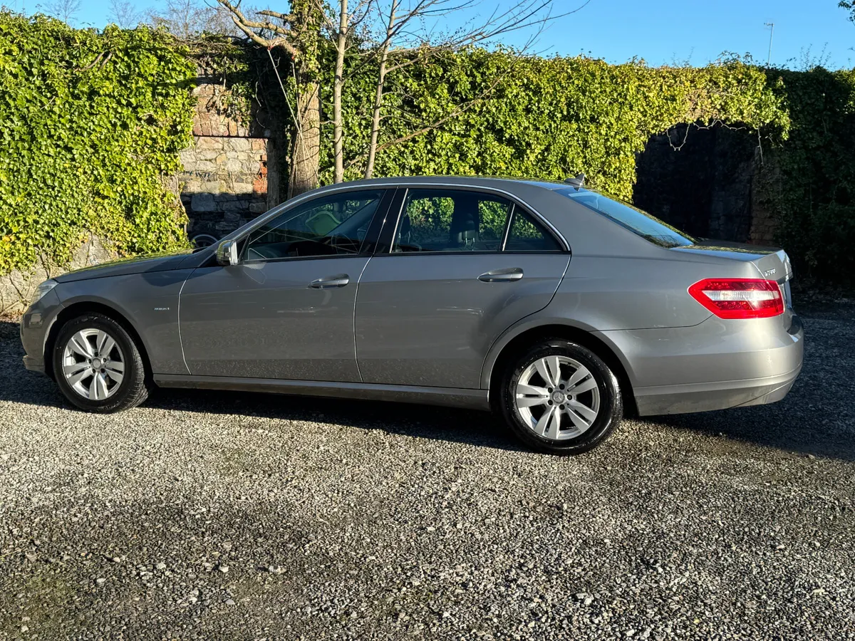 2011 Mercedes E220D Low Mileage - Image 4